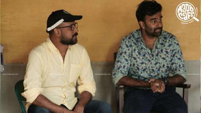കിംഗ് ഓഫ് കൊത്തയുടെ സംവിധായകൻ അഭിലാഷ് ജോഷിയും തിരക്കഥാകൃത്ത് അഭിലാഷ് എൻ ചന്ദ്രനും